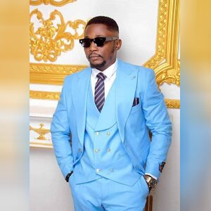 aus.., online dating profile photo