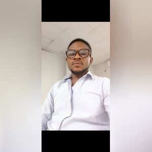 l.abolaji_, online dating profile photo