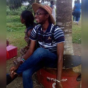 mjaiye12, online dating profile photo