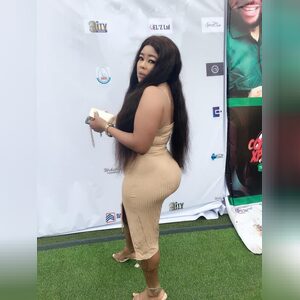 carokate, online dating profile photo