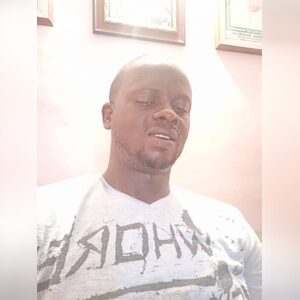 ariyoabi, online dating profile photo