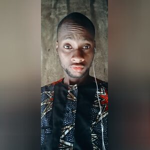 togunde, online dating profile photo