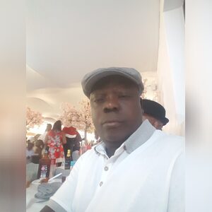 w_amosu, online dating profile photo