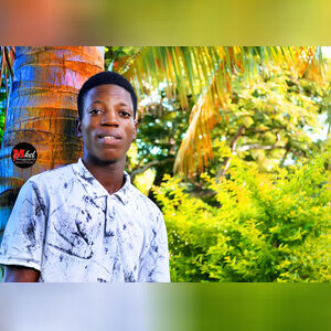 femimide, online dating profile photo
