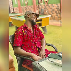 gibson, online dating profile photo