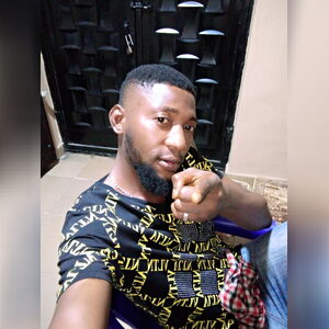 tayodjte, online dating profile photo