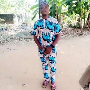 adisfag4, online dating profile photo