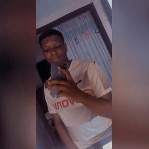 oluwmarv, online dating profile photo