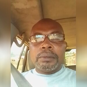 samykay, online dating profile photo