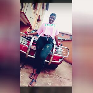 soma, online dating profile photo