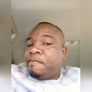 mnglobal, online dating profile photo