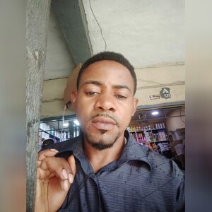 chukzyboy, online dating profile photo