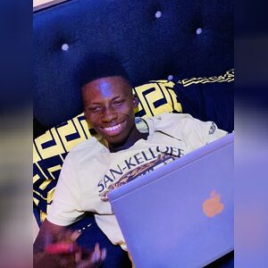 bankzbab, online dating profile photo