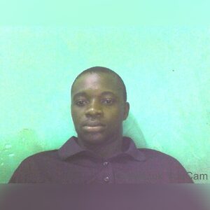 exceling, online dating profile photo