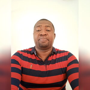 tosin16, online dating profile photo