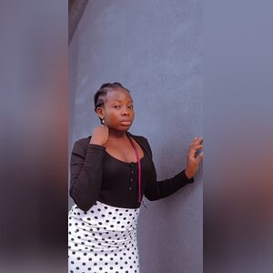 blessyn94, online dating profile photo