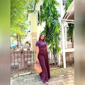 okonta, online dating profile photo