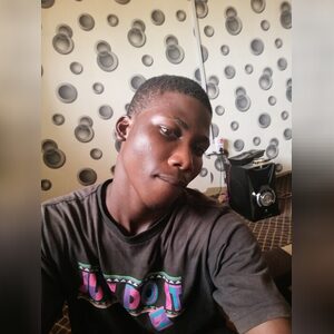 olamide741, online dating profile photo