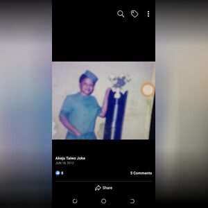 ayinke, online dating profile photo