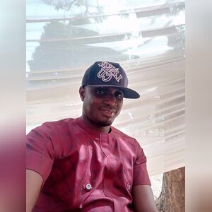 beneonye, online dating profile photo