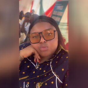 cyntanni, online dating profile photo