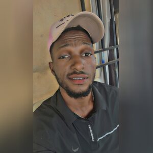 chrimart, online dating profile photo