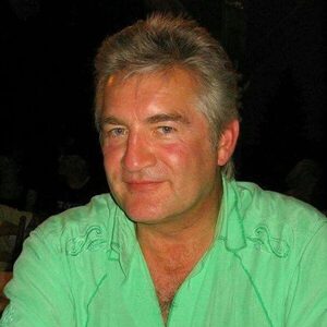 bedward, online dating profile photo