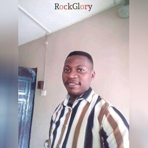 sojuice, online dating profile photo