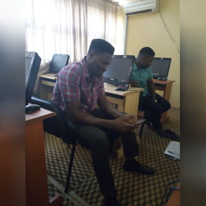 humvey, online dating profile photo