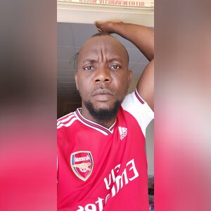 emyzini, online dating profile photo
