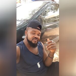 oyibeani, online dating profile photo