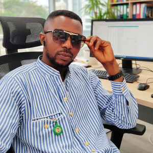 gee_money, online dating profile photo