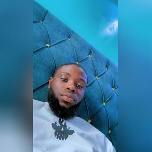 olaitan_01, online dating profile photo