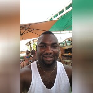 nwaikwu, online dating profile photo
