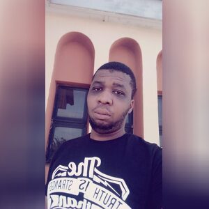 deejay87, online dating profile photo