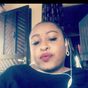 adequeen, online dating profile photo