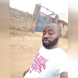 surulogba, online dating profile photo