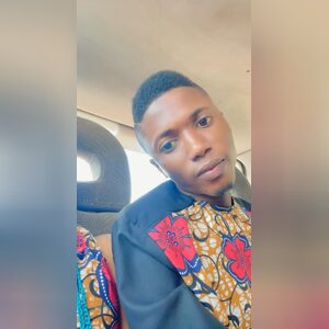 dayo3581, online dating profile photo