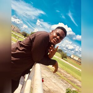 mannyetu, online dating profile photo