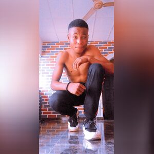 okeeng, online dating profile photo