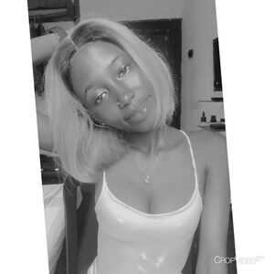 oyinomol, online dating profile photo