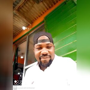 epelagos, online dating profile photo