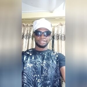 aina4eve, online dating profile photo