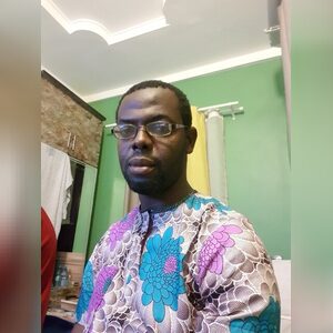 abuksy24, online dating profile photo