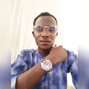 oyebo95, online dating profile photo