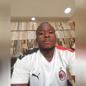 okoebuka, online dating profile photo
