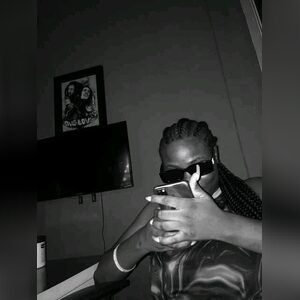adewoyea, online dating profile photo