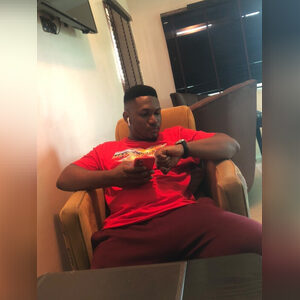 enyiomaa, online dating profile photo