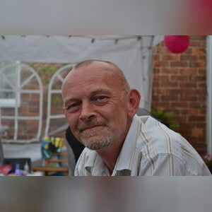 neilos, online dating profile photo
