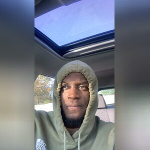 joshade3, online dating profile photo